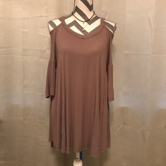 Umgee Tops - Tan Cold Shoulder Top